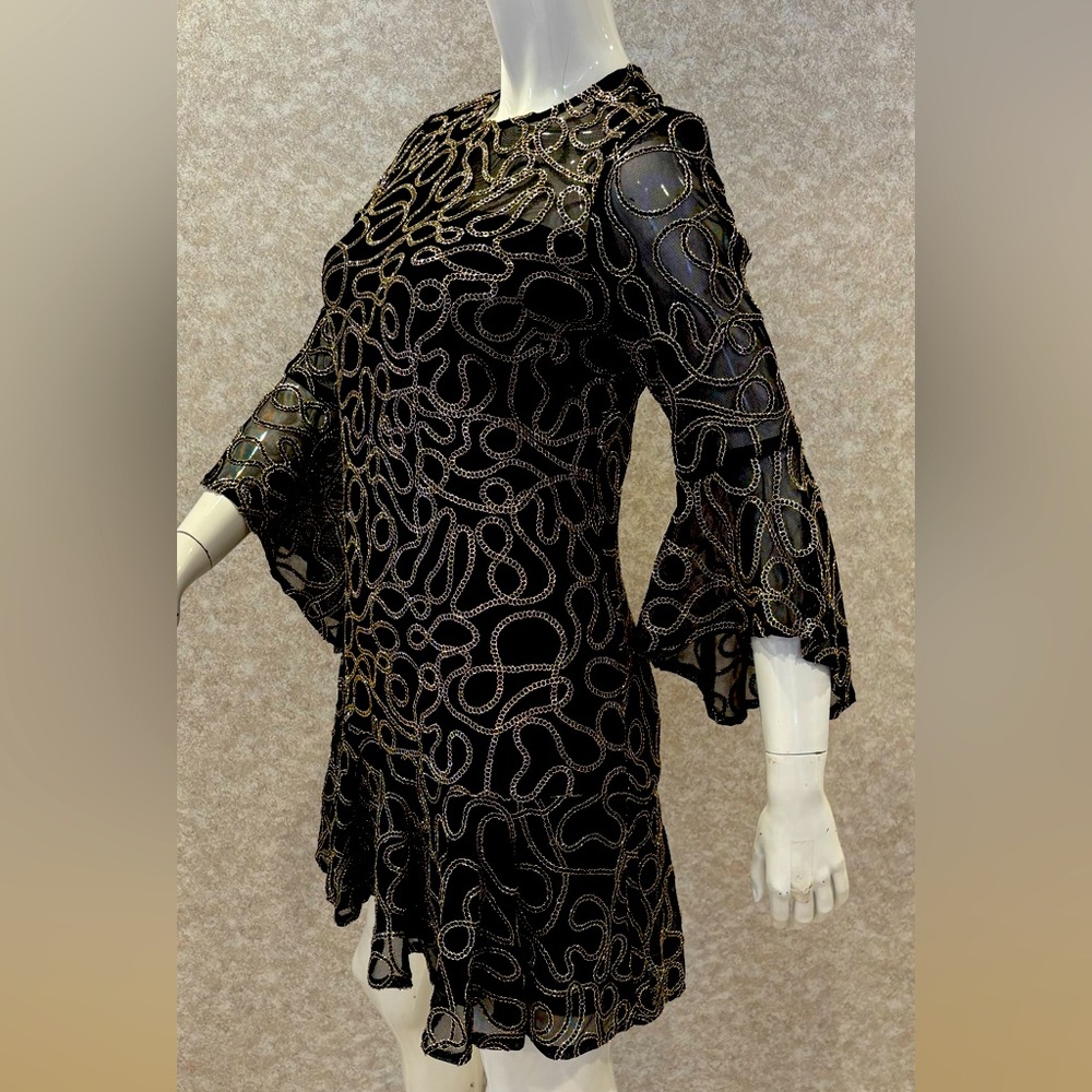 Jessica Howard Black A-Line Bell Sleeve Dress